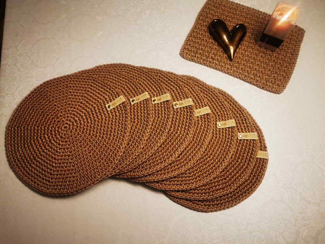 Oppskrift –video forklaring om hekling av rund bordbrikke. - Bilde 2