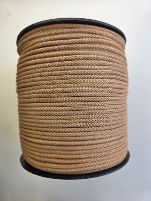 Hekletråd/macramecord 5 mm (farge Nr.5)  - lys karamell