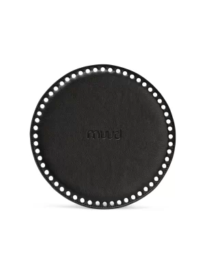 Muud Duff rund lærdetalj i svart skinn med preget logo – Diro Design