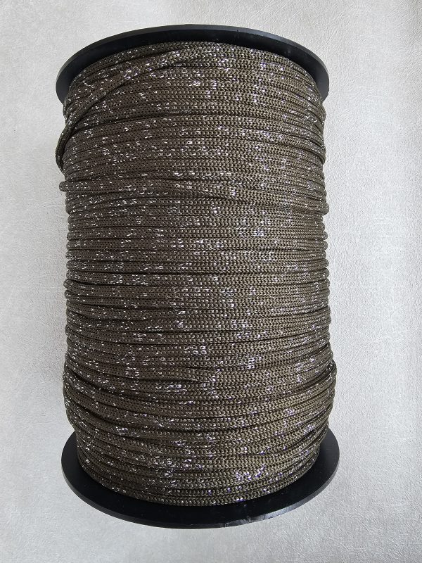 Flat glitter tråd 4mm Nr.41 skogbrann sølv