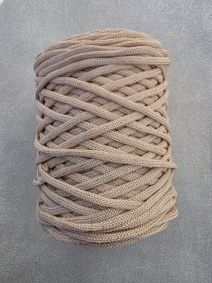 5 mm Flat glitter hekletråd rosakrem/gull