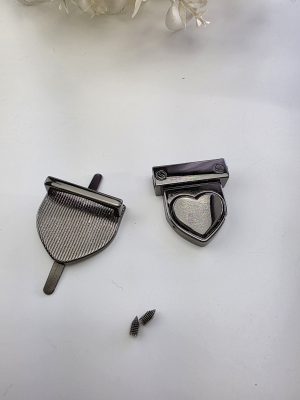 Klikklås Hjerte (Svart)