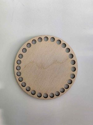 Trebunn av 3mm. Kryssfinerplate 10cm diameter