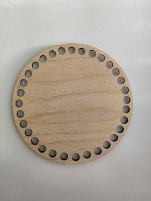 Trebunn av 3mm. Kryssfinerplate 11cm diameter