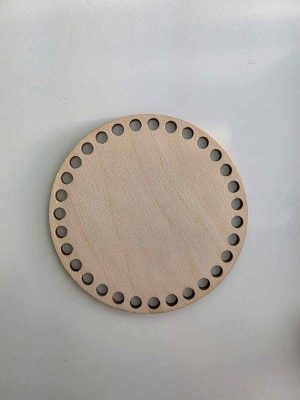 Trebunn av 3mm. Kryssfinerplate 9cm diameter