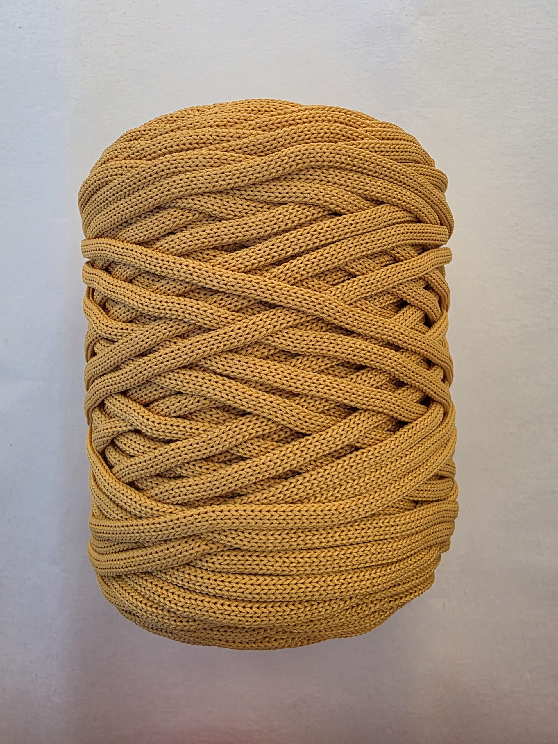 Flat hekletråd 5mm Rav nr.13