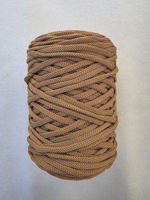 Flat hekletråd 5mm Toffifee karamell nr.26