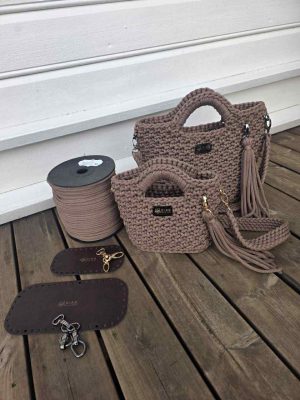 2 vesker av en materialsett