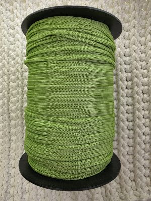 Flat hekletråd 3mm Nr. 212 lys vårgrønn