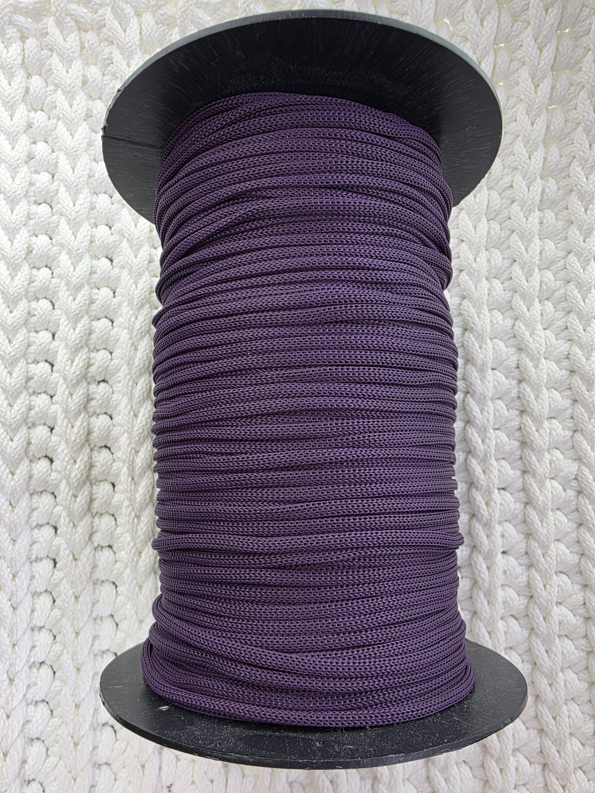 Flat hekletråd 3mm Nr. 234 lilla blank