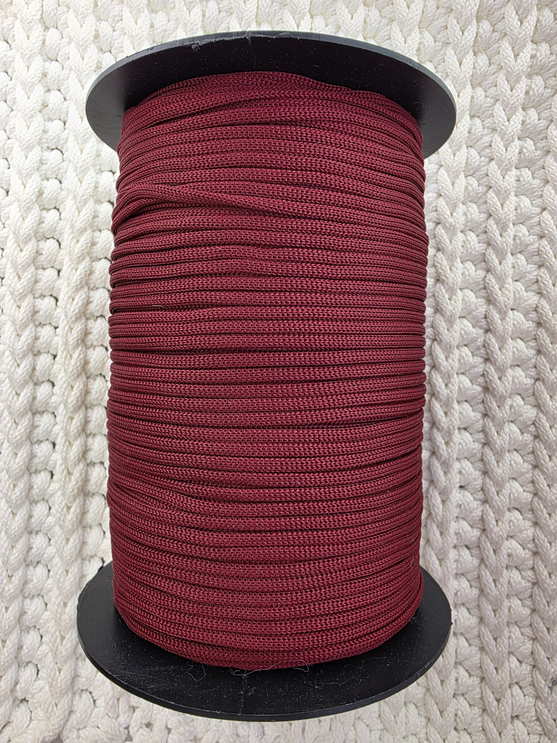 Flat hekletråd 3mm Nr. 75 rød burgunder